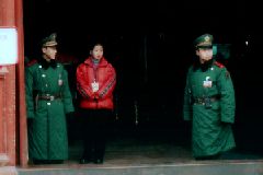 ���\�O�Ōx��