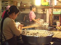 ���c�q�̂��X