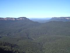 �u���[�}�E���e���Y�̊C��