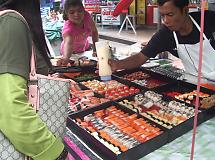 �I�V�̎��i�̔�